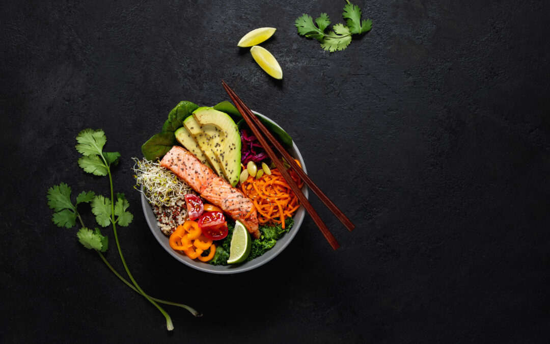 Salmon, Quinoa, Kale & Avocado Bowl – Deconstructed